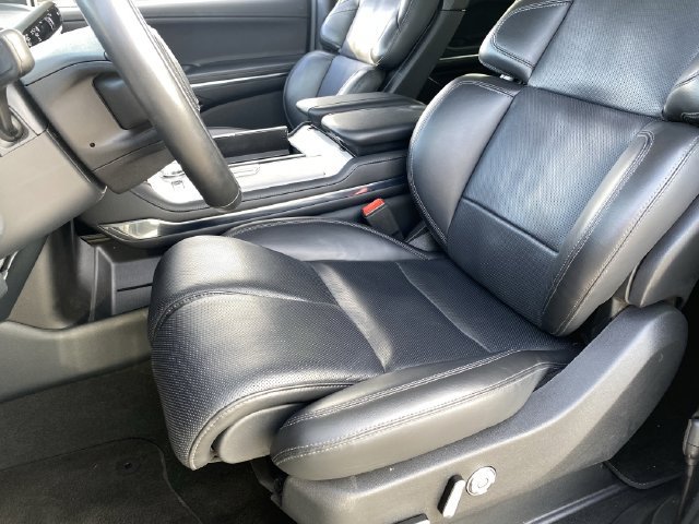Used 2025 Lincoln Navigator L Reserve AWD/4WD image 19