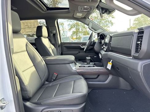 New 2026 GMC Sierra 1500 SLT w/ SLT Premium Package AWD/4WD image 25