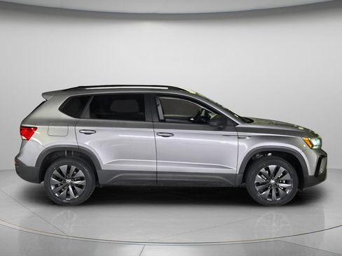 Certified 2023 Volkswagen Taos S FWD image 7