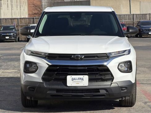 Used 2022 Chevrolet TrailBlazer LS image 3