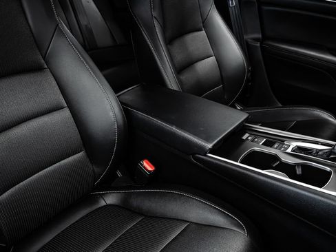 Used 2021 Honda Accord Sport image 30