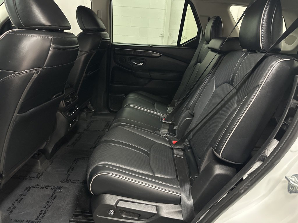 Used 2024 Honda Pilot Elite image 37