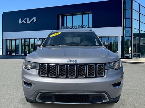 Used 2019 Jeep Grand Cherokee Limited AWD/4WD image 2