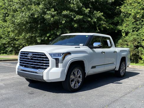 Used 2026 Toyota Tundra Capstone AWD/4WD image 5