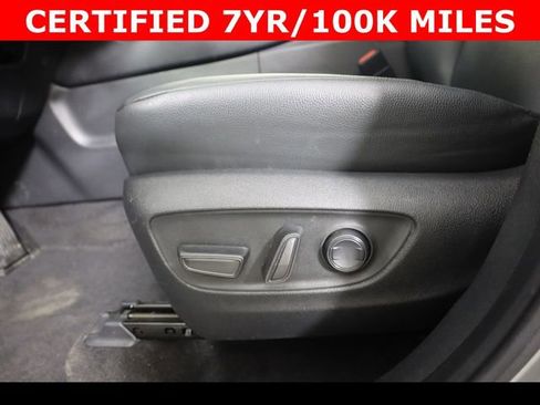 Used 2024 Toyota Grand Highlander FWD image 19