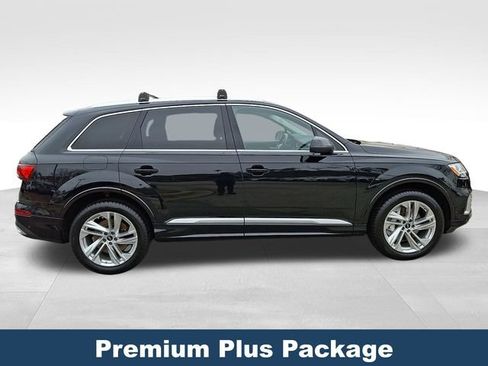 Used 2022 Audi Q7 3.0T Premium Plus w/ Premium Plus Package AWD/4WD image 9