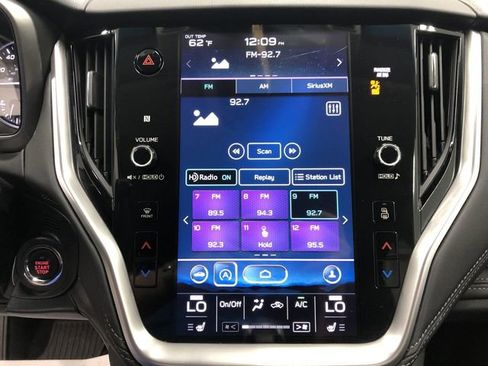 Used 2020 Subaru Outback Limited image 20