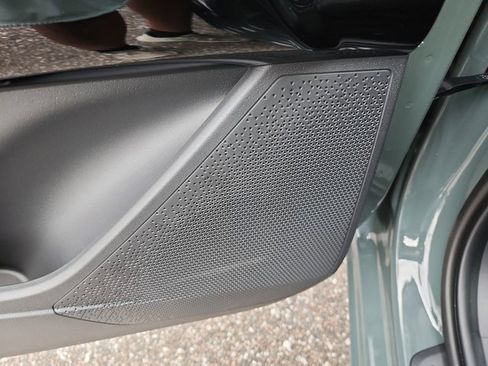 New 2026 Kia Niro EX image 15