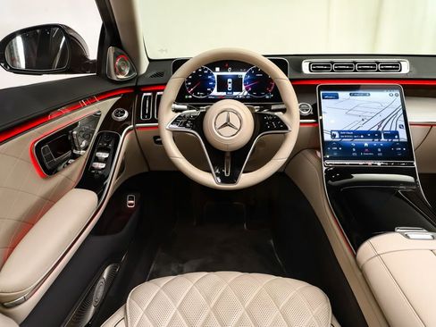 Certified 2023 Mercedes-Benz S 580 4MATIC Sedan image 14
