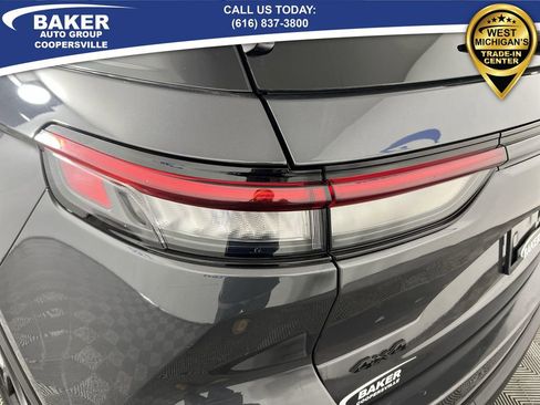 Used 2024 Jeep Grand Cherokee Altitude image 35