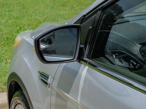 Used 2015 Ford Escape Titanium FWD image 47