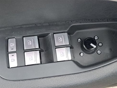 Certified 2025 Audi A6 3.0T Premium w/ Convenience Plus Package image 32