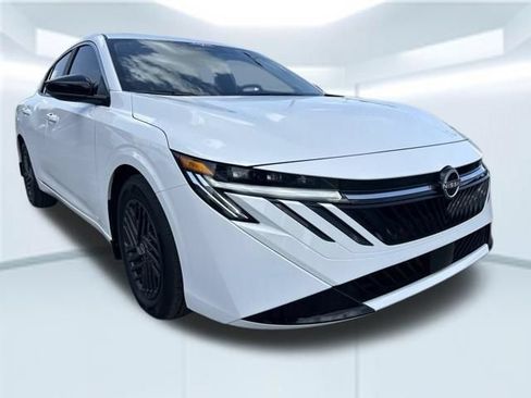 Used 2026 Nissan Sentra SV w/ SV Convenience Package FWD image 3