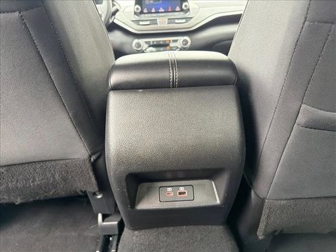 Used 2024 Nissan Altima 2.5 SV image 22