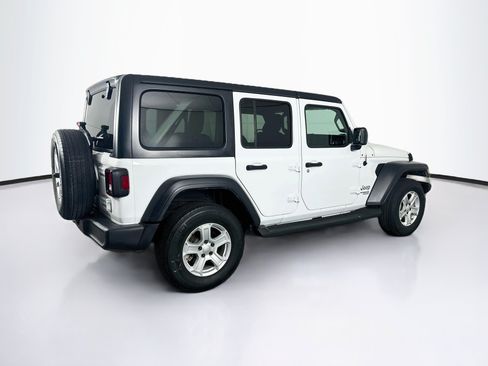 Used 2019 Jeep Wrangler Unlimited Sport S AWD/4WD image 9