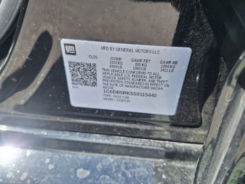 Used 2025 Cadillac CT4 Premium Luxury RWD image 33