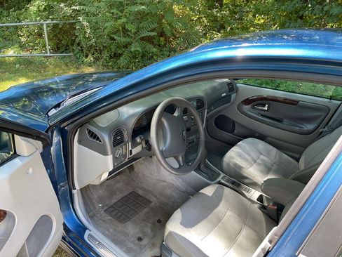 Used 2000 Volvo S40 image 5