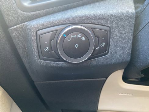 Used 2019 Ford EcoSport S image 11