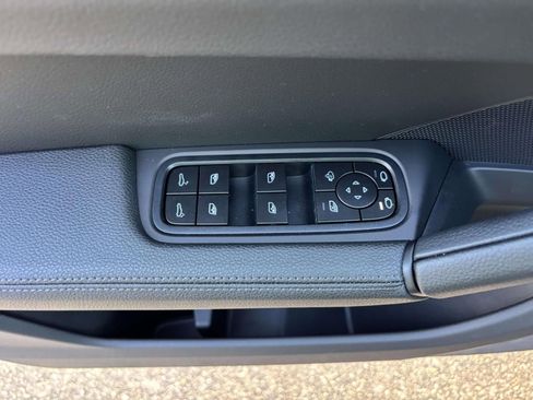 New 2026 Porsche Cayenne Coupe AWD/4WD image 25