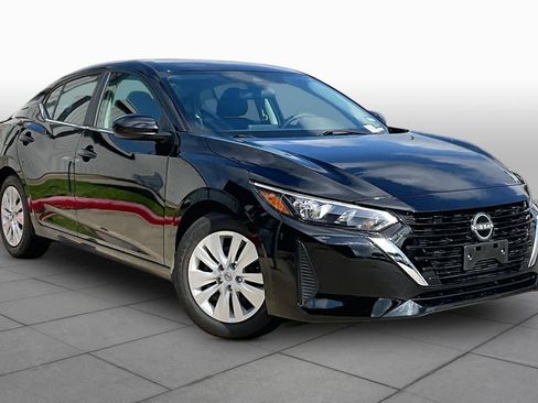 Certified 2024 Nissan Sentra S image 3