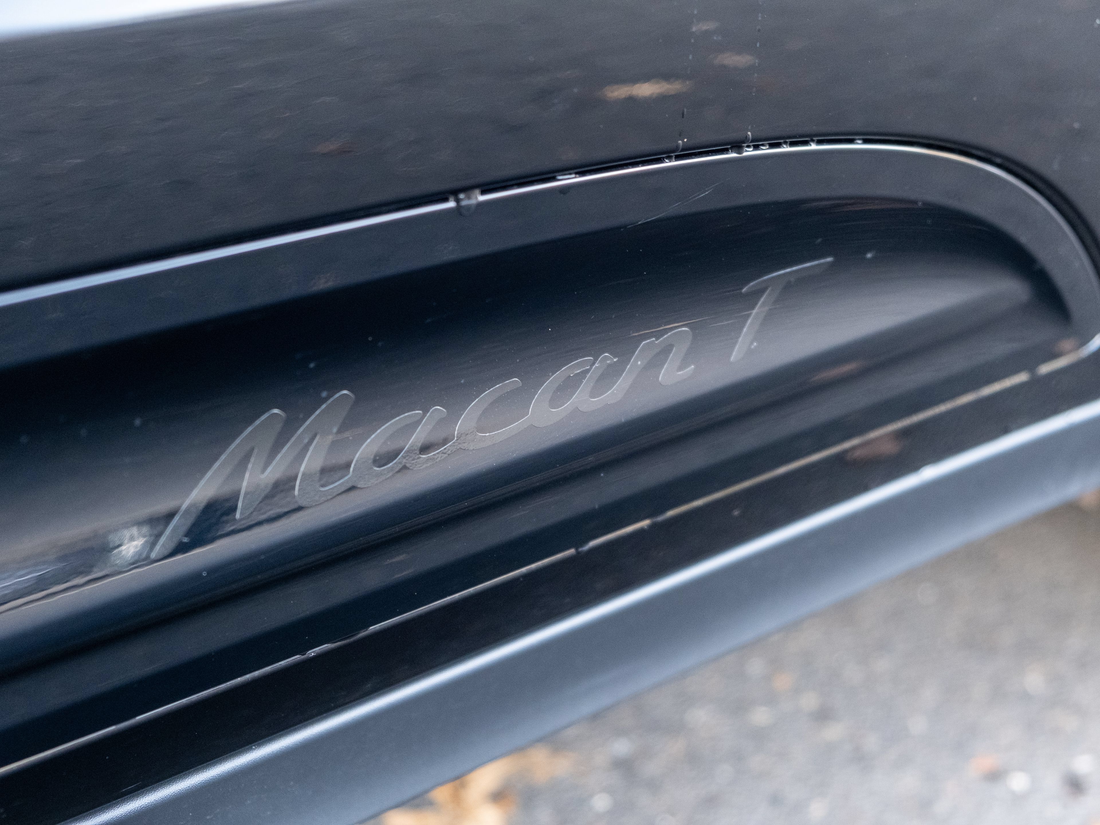 Certified 2026 Porsche Macan Turbo AWD/4WD image 23