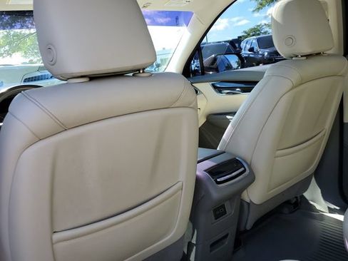 Certified 2022 Cadillac XT6 Premium Luxury w/ LPO, Floor Liner Package AWD/4WD image 14