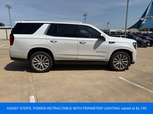 Used 2023 GMC Yukon Denali AWD/4WD image 6