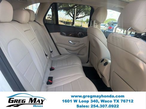 Used 2019 Mercedes-Benz GLC 300 image 24