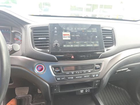 Used 2021 Honda Pilot Black Edition image 15