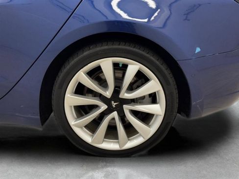 Used 2018 Tesla Model 3 Mid Range RWD image 35
