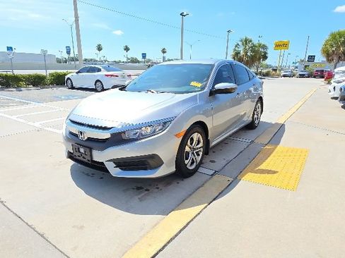 Used 2018 Honda Civic LX image 8