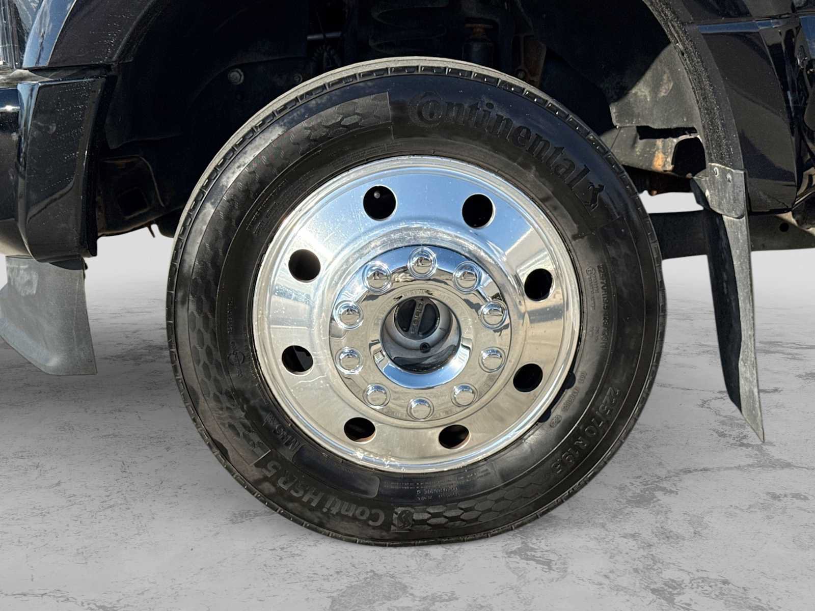 Used 2020 Ford F450 Platinum w/ FX4 Off-Road Package AWD/4WD image 13