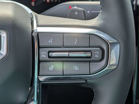 New 2027 GMC Terrain Elevation w/ Technology Package II FWD image 18