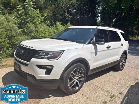 Used 2019 Ford Explorer Sport w/ Equipment Group 401A AWD/4WD image 2