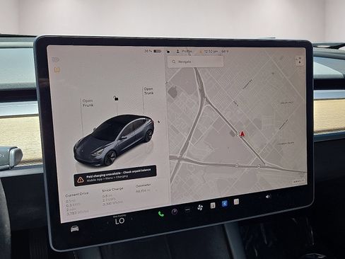 Used 2022 Tesla Model 3 Long Range AWD/4WD image 27