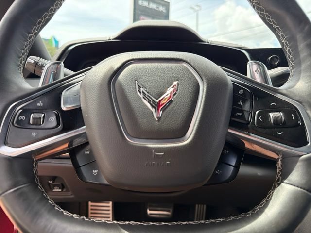 Used 2020 Chevrolet Corvette Stingray Preferred Cpe w/ 2LT Preferred Equipment Group RWD image 17