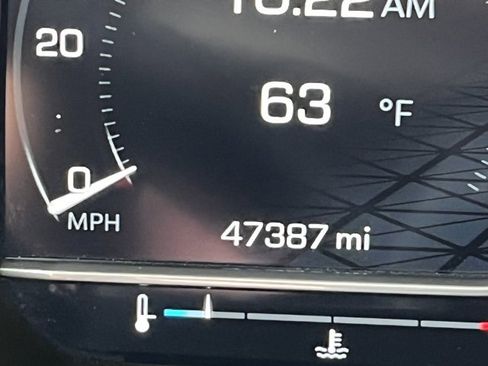 Used 2024 GMC Sierra 3500 SLE w/ SLE Convenience Package image 34