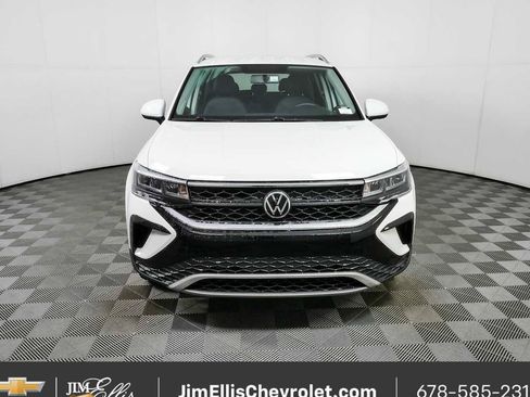 Used 2022 Volkswagen Taos SE AWD/4WD image 32