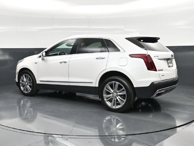 Used 2024 Cadillac XT5 Premium Luxury w/ LPO, Floor Liner Package AWD/4WD image 10