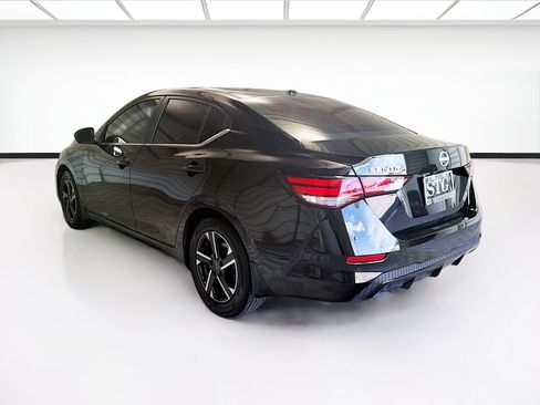 Used 2025 Nissan Sentra SV FWD image 6