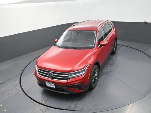 Used 2023 Volkswagen Tiguan SE FWD image 15