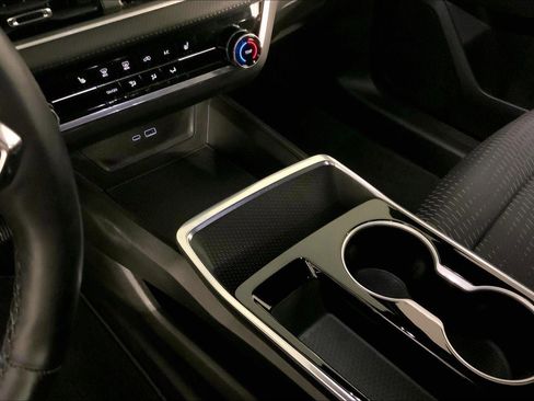 Used 2025 Chevrolet Equinox LT image 17