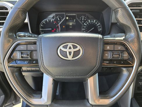 Used 2022 Toyota Tundra SR5 image 17
