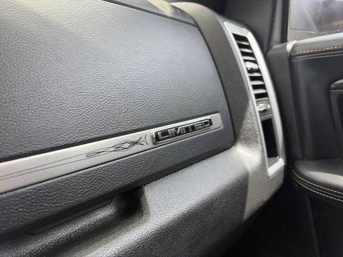 Used 2017 RAM 3500 Limited AWD/4WD image 34