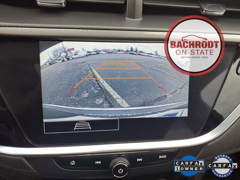 Certified 2023 Buick Encore GX Essence w/ Experience Buick Package image 11