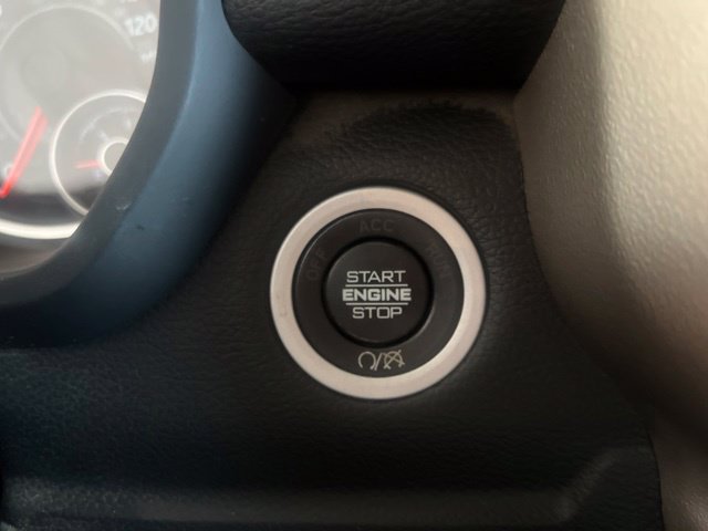 Used 2019 RAM 2500 Laramie AWD/4WD image 22