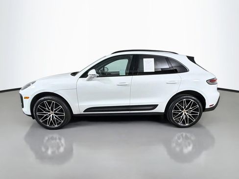 Used 2026 Porsche Macan AWD/4WD image 2