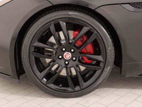 Used 2020 Jaguar F-TYPE Coupe RWD image 56