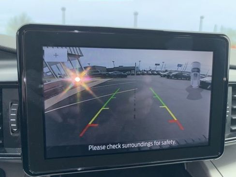 Certified 2022 Ford Explorer XLT AWD/4WD image 33