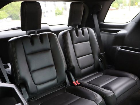Used 2015 Ford Explorer Sport AWD/4WD image 22